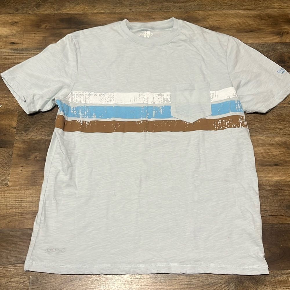 Johnnie -O short sleeve pocket t shirt size medium